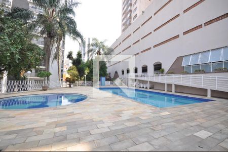 Apartamento à venda com 117m², 2 quartos e 1 vagaÁrea comum - Piscina