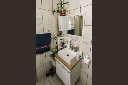 Casa à venda com 120m², 3 quartos e 1 vagaBanheiro