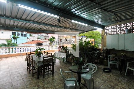 Casa à venda com 120m², 3 quartos e 1 vagaTerraço