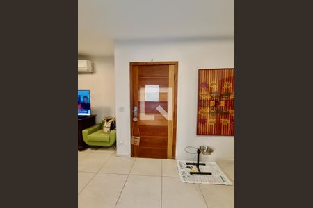 Apartamento à venda com 173m², 3 quartos e sem vaga Apartamento à venda com 173m², 3 quartos e sem vagaSala