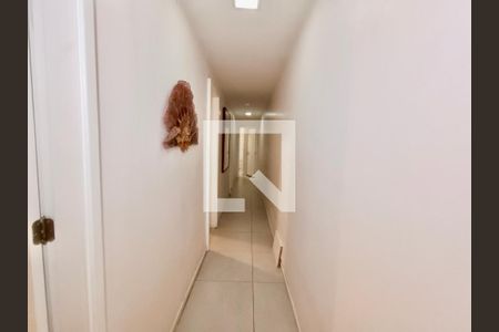 Apartamento à venda com 173m², 3 quartos e sem vaga Apartamento à venda com 173m², 3 quartos e sem vagaCorredor