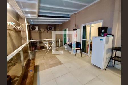Apartamento à venda com 173m², 3 quartos e sem vaga Apartamento à venda com 173m², 3 quartos e sem vagaÁrea serviço