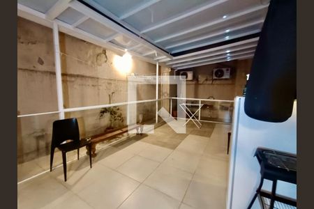 Apartamento à venda com 173m², 3 quartos e sem vaga Apartamento à venda com 173m², 3 quartos e sem vagaÁrea serviço