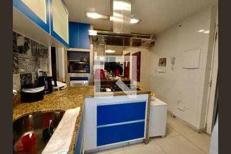 Apartamento à venda com 173m², 3 quartos e sem vaga Apartamento à venda com 173m², 3 quartos e sem vagaCozinha