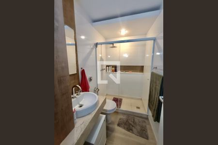 Apartamento à venda com 173m², 3 quartos e sem vaga Apartamento à venda com 173m², 3 quartos e sem vagaBanheiro social