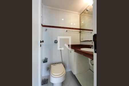 Apartamento à venda com 87m², 2 quartos e 1 vagaBanheiro Corredor