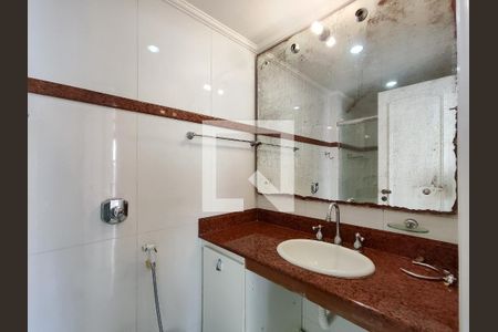 Apartamento à venda com 87m², 2 quartos e 1 vagaBanheiro Corredor