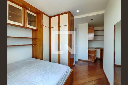 Apartamento à venda com 87m², 2 quartos e 1 vagaSuíte