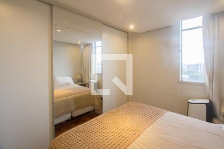 Suíte de apartamento à venda com 3 quartos, 80m² em Santo Amaro, São Paulo