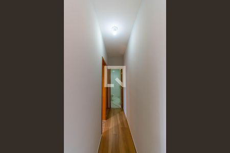 Corredor de apartamento à venda com 2 quartos, 45m² em Vila Carrão, São Paulo