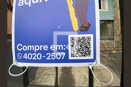 Casa à venda com 250m², 6 quartos e 4 vagasPlaca 