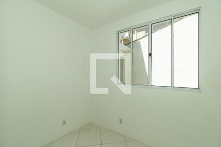 Casa de condomínio à venda com 84m², 3 quartos e 2 vagas Casa de condomínio à venda com 84m², 3 quartos e 2 vagasQuarto