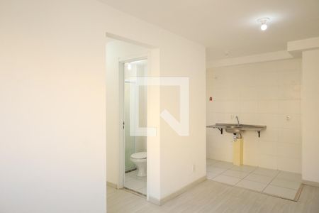 Sala de apartamento para alugar com 2 quartos, 41m² em Jardim Helian, São Paulo