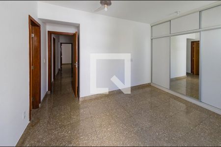 Apartamento à venda com 128m², 4 quartos e 4 vagasSuíte