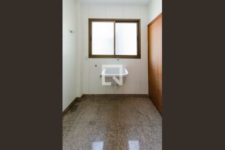 Apartamento à venda com 128m², 4 quartos e 4 vagasÁrea de serviço