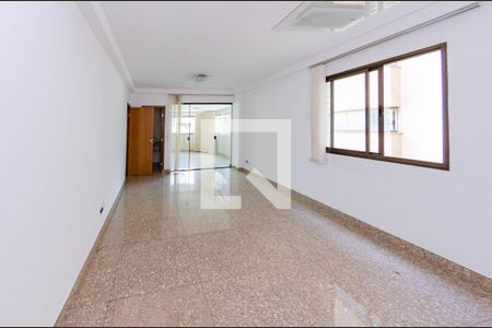 Apartamento à venda com 128m², 4 quartos e 4 vagasSala
