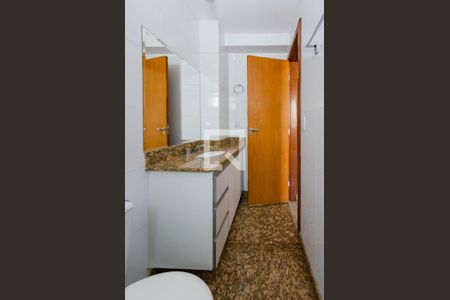Apartamento à venda com 128m², 4 quartos e 4 vagasBanheiro suíte