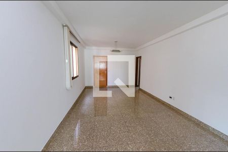 Apartamento à venda com 128m², 4 quartos e 4 vagasSala