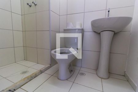 Apartamento para alugar com 37m², 2 quartos e sem vagaBanheiro