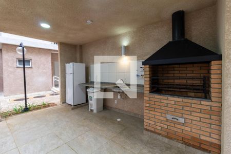Apartamento para alugar com 37m², 2 quartos e sem vagaÁrea comum - Churrasqueira