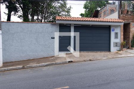 Casa para alugar com 400m², 4 quartos e 10 vagas Casa para alugar com 400m², 4 quartos e 10 vagasFachada