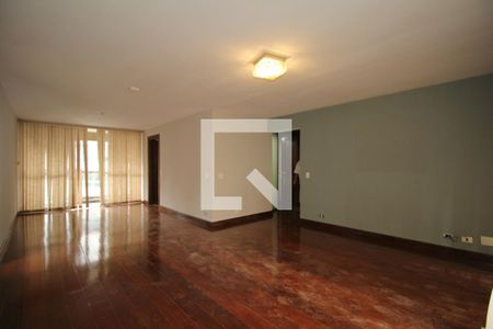 Apartamento para alugar com 170m², 4 quartos e 3 vagasSala
