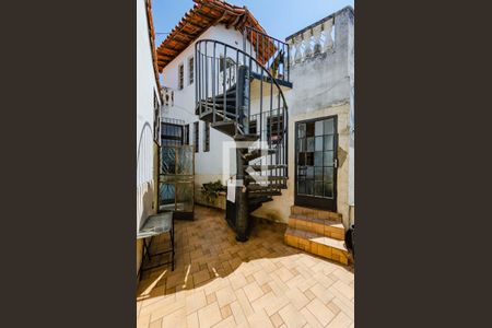 Casa à venda com 305m², 7 quartos e 3 vagasÁrea externa