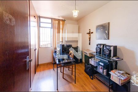 Casa à venda com 305m², 7 quartos e 3 vagasQuarto 2