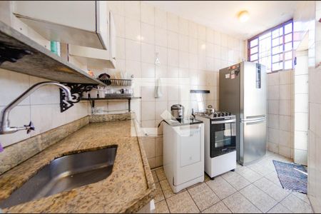 Casa à venda com 305m², 7 quartos e 3 vagasCozinha