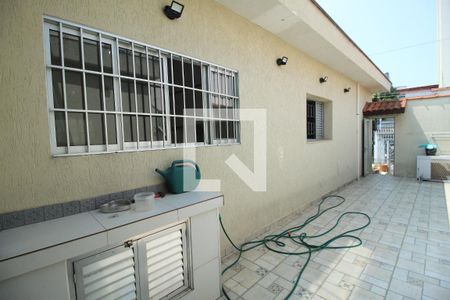 Casa à venda com 200m², 3 quartos e 2 vagasÁrea de serviço