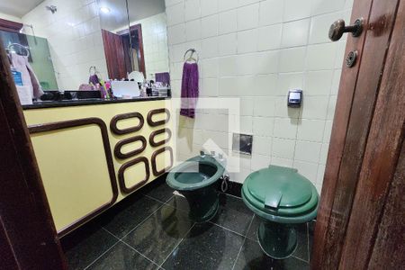 Casa à venda com 400m², 4 quartos e 3 vagasBanheiro da Suíte 1