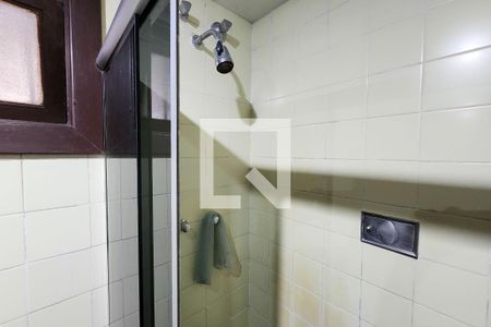 Casa à venda com 400m², 4 quartos e 3 vagasBanheiro da Suíte 2