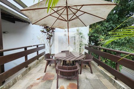 Casa à venda com 400m², 4 quartos e 3 vagasÁrea Externa 1