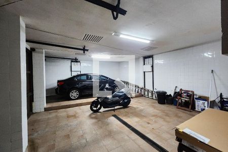 Casa à venda com 400m², 4 quartos e 3 vagasGaragem