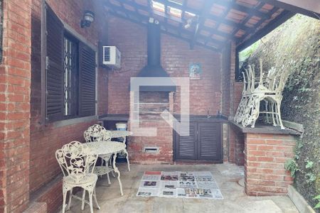 Casa à venda com 400m², 4 quartos e 3 vagasÁrea Externa 2