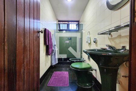 Casa à venda com 400m², 4 quartos e 3 vagasBanheiro