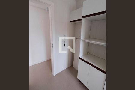 Apartamento para alugar com 75m², 2 quartos e 1 vagaCozinha