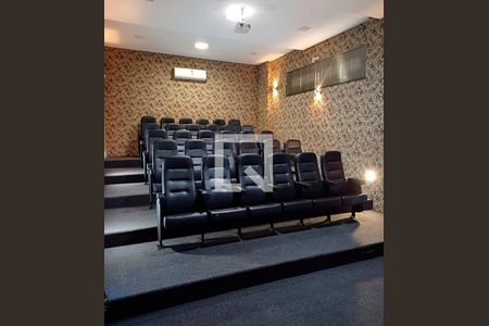 Apartamento para alugar com 75m², 2 quartos e 1 vagaCinema