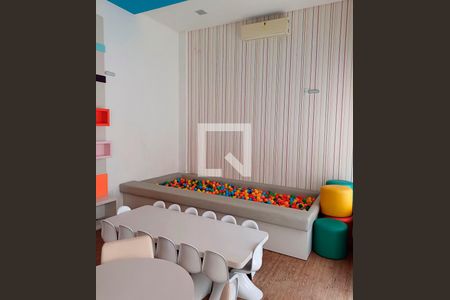 Apartamento para alugar com 75m², 2 quartos e 1 vagaÁrea comum