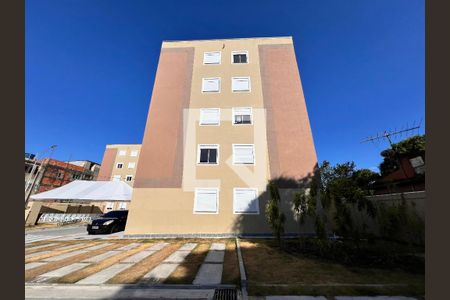 Apartamento para alugar com 42m², 2 quartos e sem vaga Apartamento para alugar com 42m², 2 quartos e sem vagaFachada
