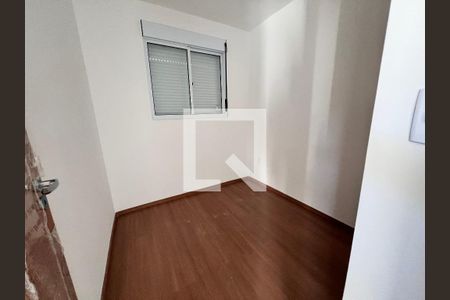 Quarto 02 de apartamento para alugar com 2 quartos, 42m² em Taquara, Rio de Janeiro