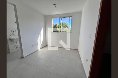 Sala de apartamento para alugar com 2 quartos, 42m² em Taquara, Rio de Janeiro