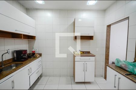 Apartamento à venda com 85m², 4 quartos e sem vagaCozinha