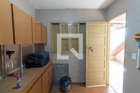 Casa à venda com 150m², 3 quartos e 2 vagasDespensa