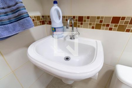 Casa à venda com 150m², 3 quartos e 2 vagasBanheiro 1