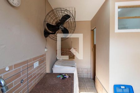 Casa à venda com 150m², 3 quartos e 2 vagasLavanderia