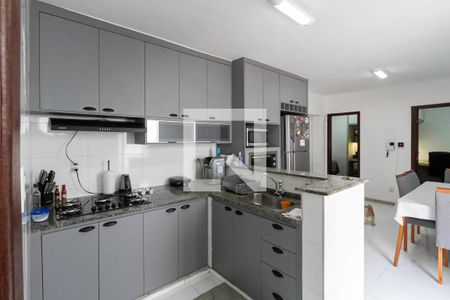 Casa à venda com 220m², 3 quartos e 8 vagasCozinha