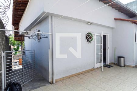 Casa à venda com 220m², 3 quartos e 8 vagasQuintal