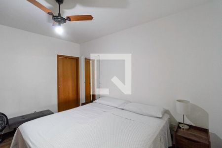 Casa à venda com 220m², 3 quartos e 8 vagasSuíte