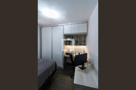 Casa à venda com 220m², 3 quartos e 8 vagasQuarto 2